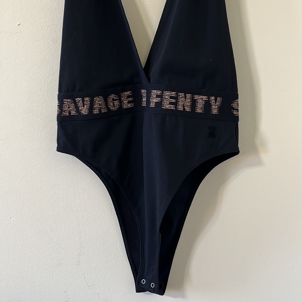 Savage X Fenty Rose Gold Logo Halter Plunge Bodysuit Black Caviar Size M - Picture 4 of 11